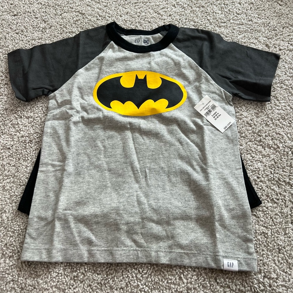 Brand new! Toddler boy’s Gap Batman t shirt